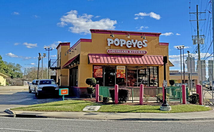Pictures of Retail, Restaurant property located at 1401 Lafayette St, Gretna, LA 70053 for lease - image #1