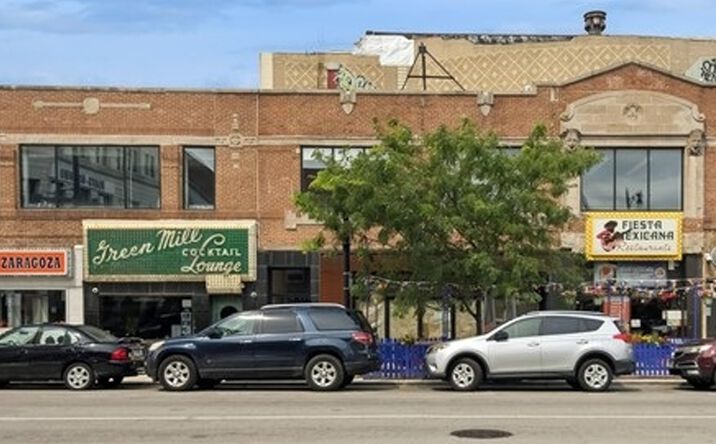 Pictures of Retail, Restaurant property located at 4804 N Broadway, Chicago, IL 60640 for lease - image #1