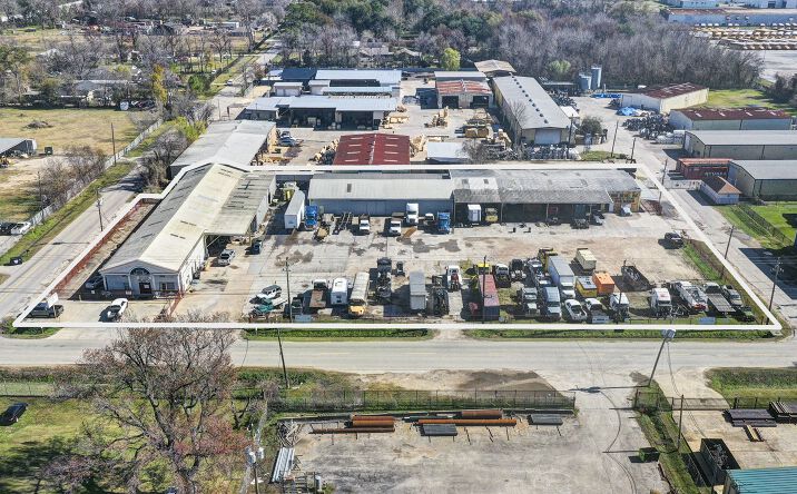 Pictures of Industrial property located at 13846 Chrisman Rd, Houston, TX 77039 for lease - image #1
