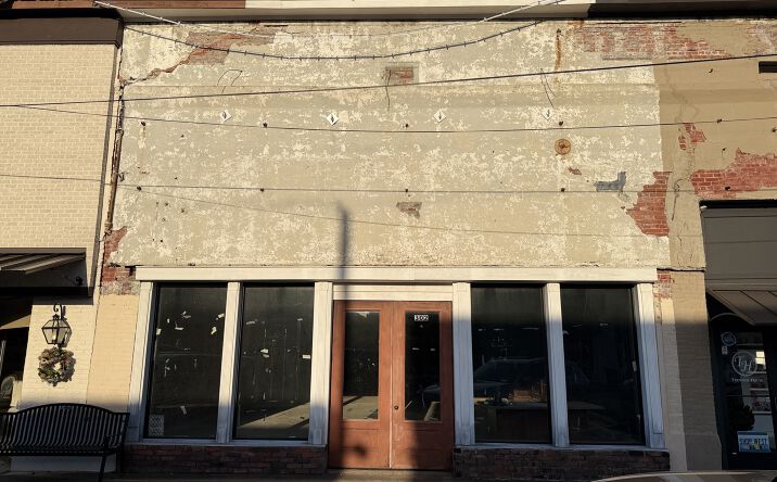 Pictures of Retail property located at 302 Trenton St, West Monroe, LA 71291 for lease - image #1