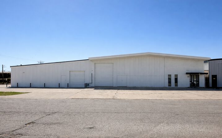 Pictures of Industrial property located at 2412 SW 14th St, Oklahoma City, OK 73108 for lease - image #1