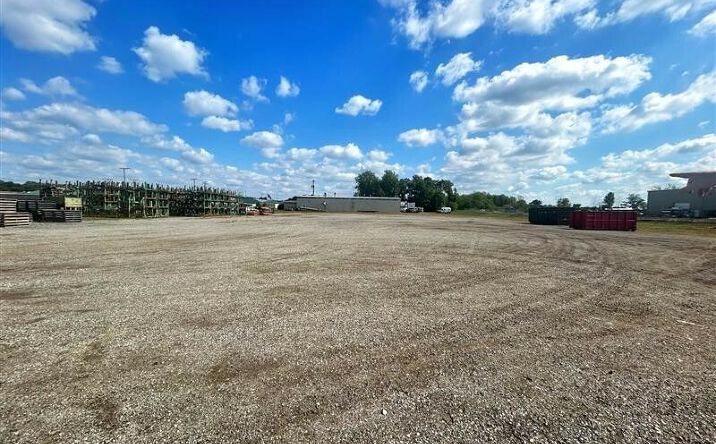 Pictures of Land property located at 881 Lakota Ln, Bristol, IN 46507 for lease - image #1