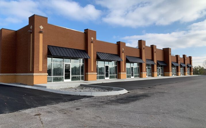 Pictures of Retail property located at 14840 Fort Campbell Blvd, Oak Grove, KY 42262 for lease - image #1