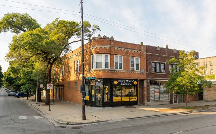 Pictures of Retail property located at 3901 W Fullerton Ave, Chicago, IL 60647 for lease - image #1
