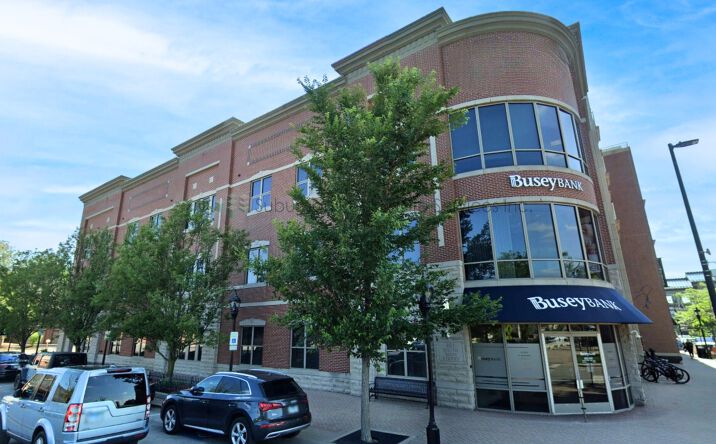 Pictures of Office property located at 401 S Main St, Naperville, IL 60540 for lease - image #1