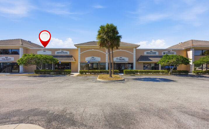 Pictures of Retail, Office property located at 2518 SE Willoughby Blvd, Stuart, FL 34994 for lease - image #1