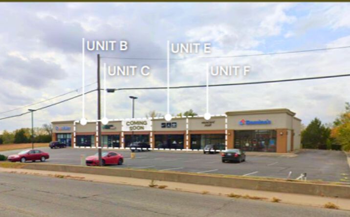 Pictures of Retail, Office, Restaurant property located at 2401 N Summit St, Arkansas City, KS 67005 for lease - image #1