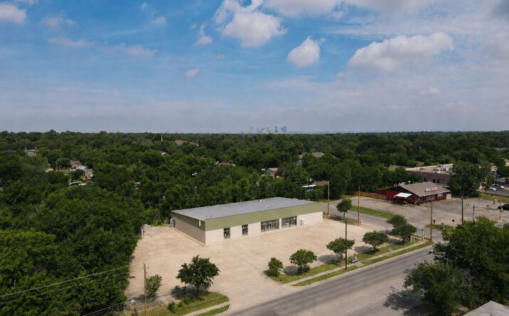Pictures of Retail property located at 3600 Miller Ave., Fort Worth, TX 76119 for lease - image #1
