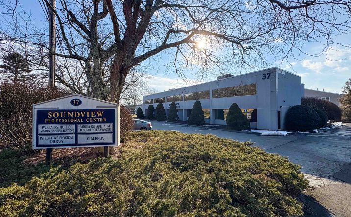 Pictures of Office property located at 37 Soundview Rd, Guilford, CT 06437 for lease - image #1