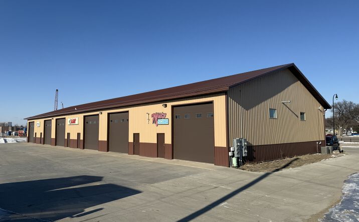 Pictures of Retail, Industrial property located at 1301 1st Ave N, Moorhead, MN 56560 for lease - image #1