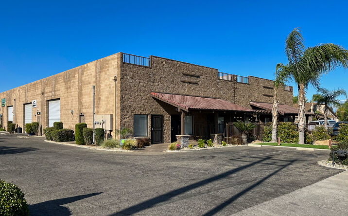 Pictures of Office, Industrial property located at 1261 & 1311 Hoblitt Ave, Clovis, CA 93612 for lease - image #1