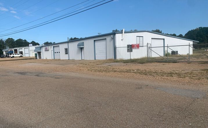 Pictures of Industrial property located at 123 E Plymouth Rd, Columbus, MS 39705 for lease - image #1