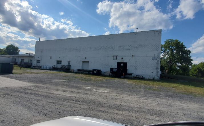 Pictures of Industrial property located at 39 Transport Ln, Pine Island, NY 10969 for lease - image #1