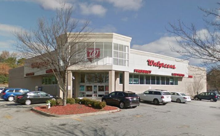 Pictures of Retail property located at 5320 Memorial Dr, Stone Mountain, GA 30083 for lease - image #1