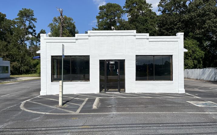 Pictures of Retail property located at 4716 Augusta Rd, Savannah, GA 31408 for lease - image #1