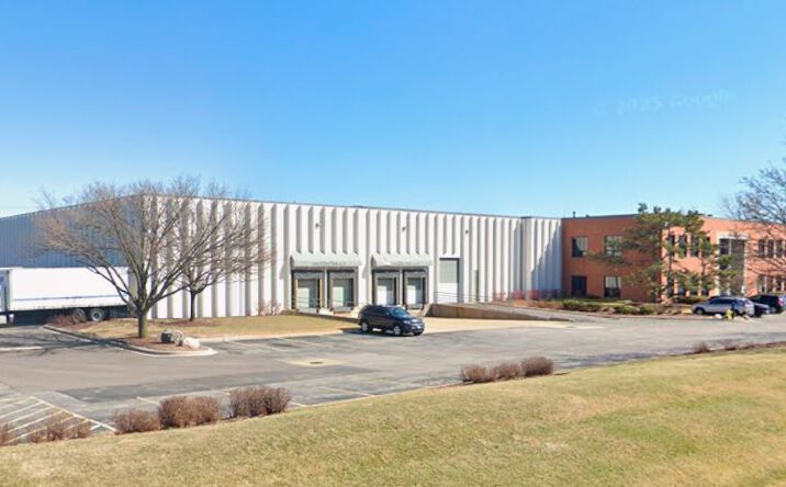Pictures of Industrial property located at 937 N Lombard Rd, Lombard, IL 60148 for lease - image #1