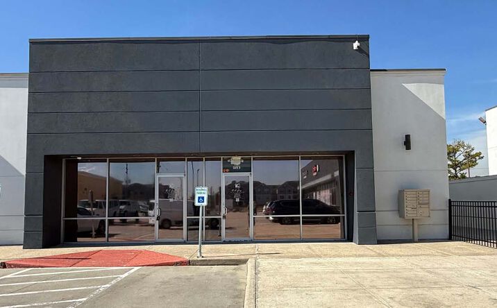 Pictures of Retail, Restaurant property located at 11501 N Sam Houston Pkwy E, Humble, TX 77396 for lease - image #1