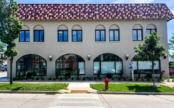 Pictures of Office property located at 1409 E Capitol Dr, Shorewood, WI 53211 for lease - image #1