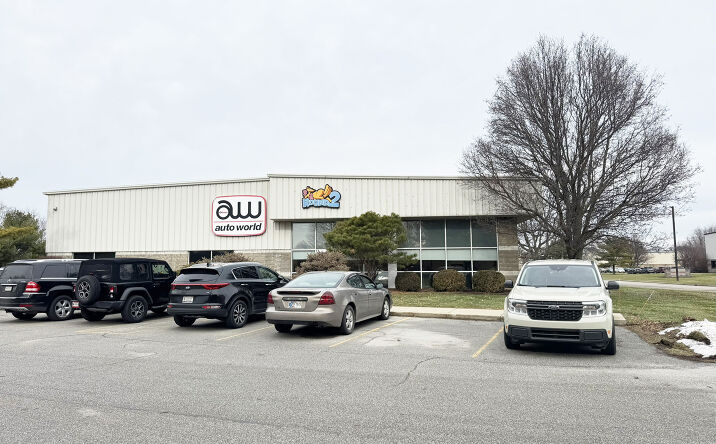 Pictures of Industrial property located at 4073 Meghan Beeler Ct, South Bend, IN 46628 for lease - image #1