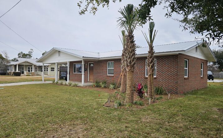 Pictures of Office property located at 1220 Jenks Avenue, Panama City, FL 32401 for lease - image #1