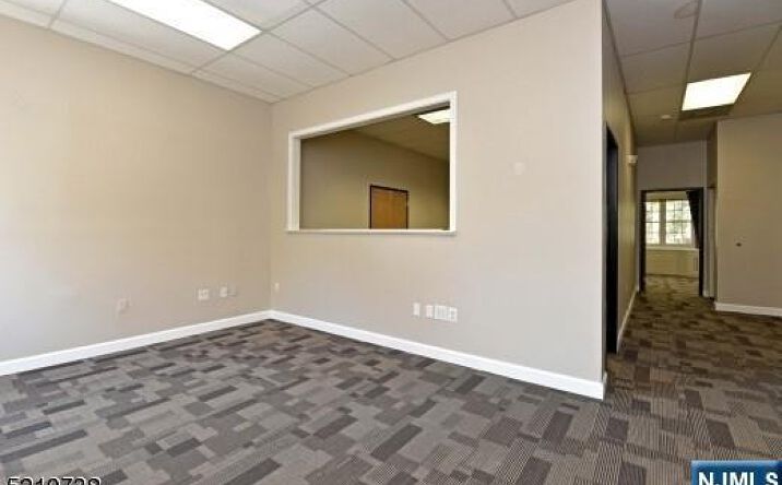 Pictures of Office property located at 502 Hamburg Turnpike, #201-203A, Wayne, NJ 07470 for lease - image #1