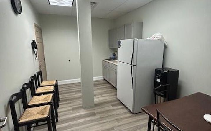 Pictures of Office property located at 1170 McKendree Church Rd, Lawrenceville, GA 30043 for lease - image #1