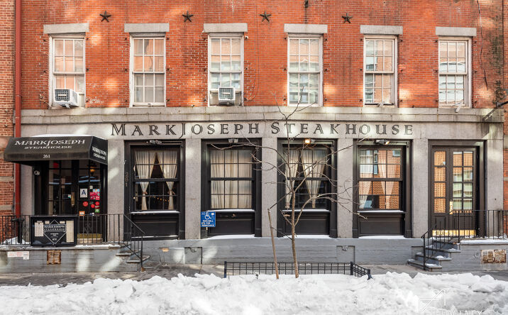 Pictures of Retail, Restaurant property located at 261 Water St, New York, NY 10038 for lease - image #1