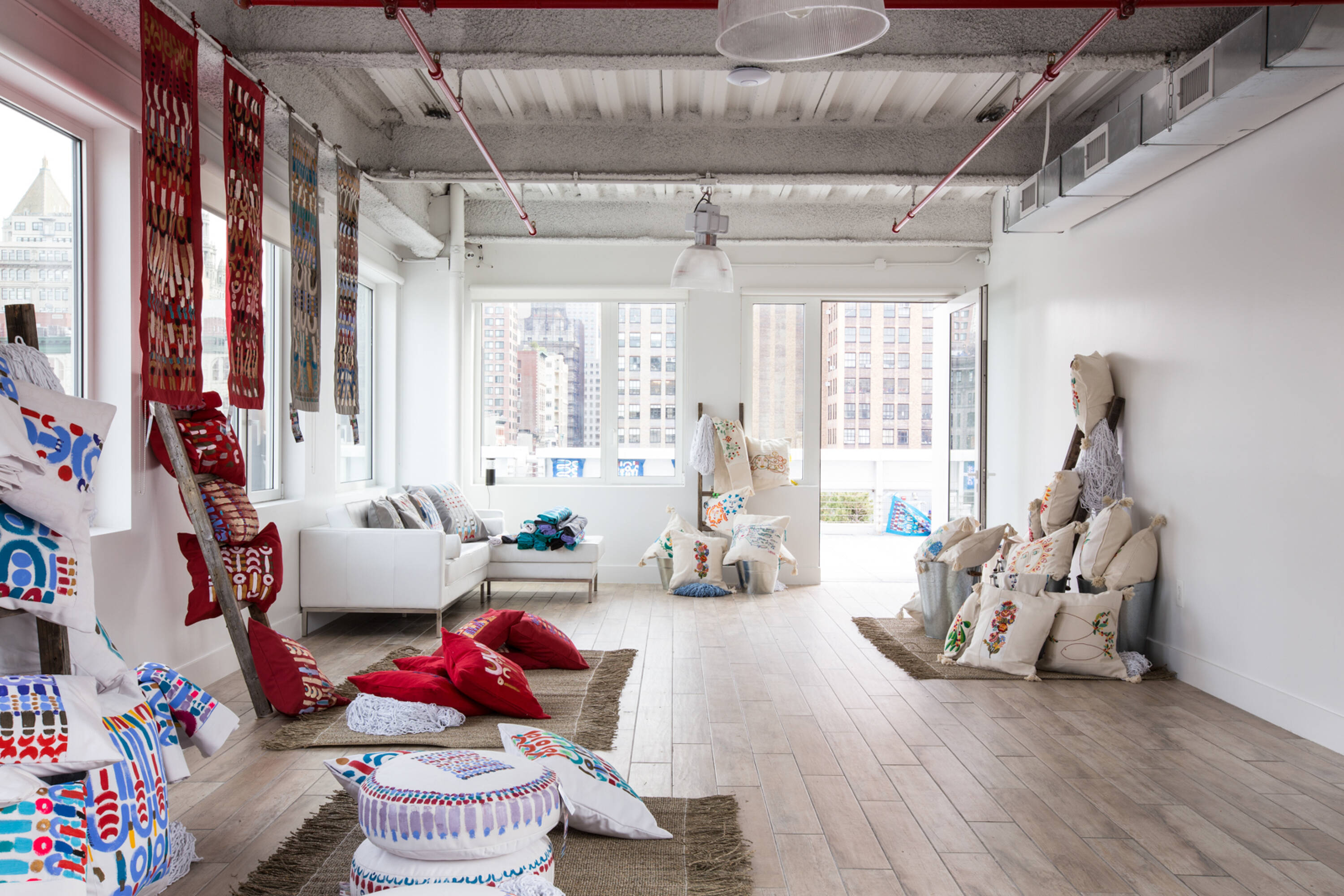 3274353