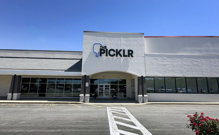 Pictures of Retail property located at 270 Lafayette Rd, Seabrook, NH 03874 for lease - image #1