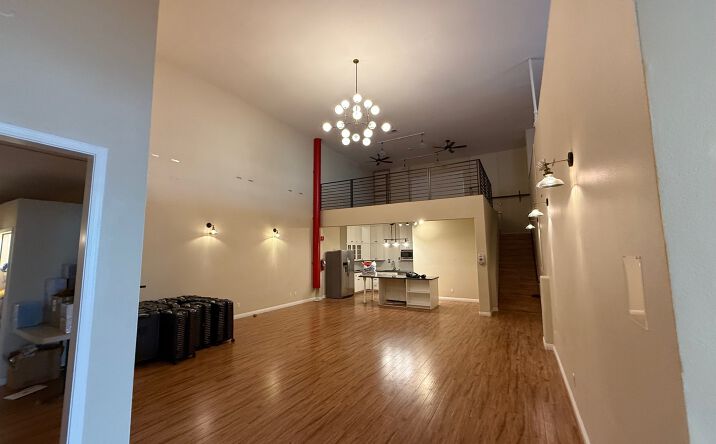 Pictures of Office property located at 33 E 4th Ave, San Mateo, CA 94401 for lease - image #1