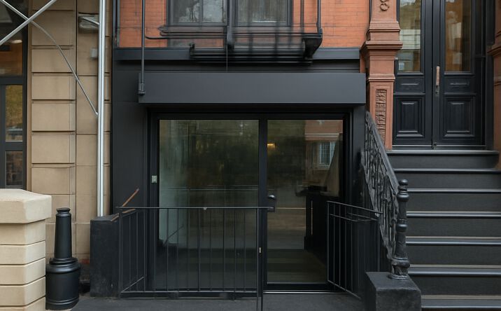 Pictures of Retail property located at 325 E 5th St, New York, NY 10003 for lease - image #1