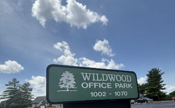 Pictures of Office property located at 1002 N University Blvd, Middletown, OH 45042 for lease - image #1