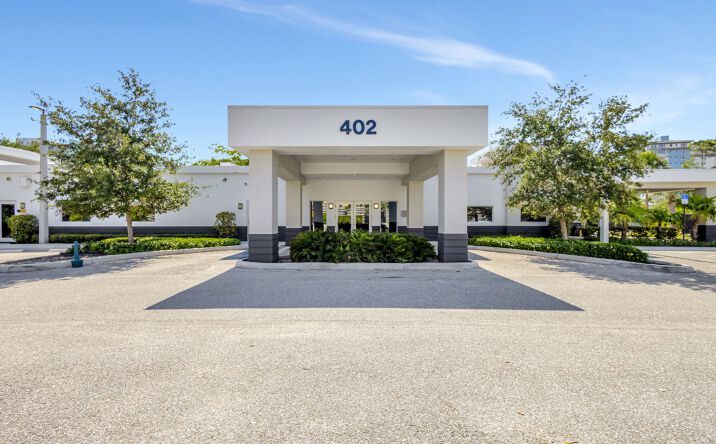 Pictures of Office property located at 402 SE 6th Ave, Delray Beach, FL 33483 for lease - image #1