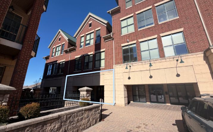 Pictures of Office property located at 260 Stetson St, Cincinnati, OH 45219 for lease - image #1