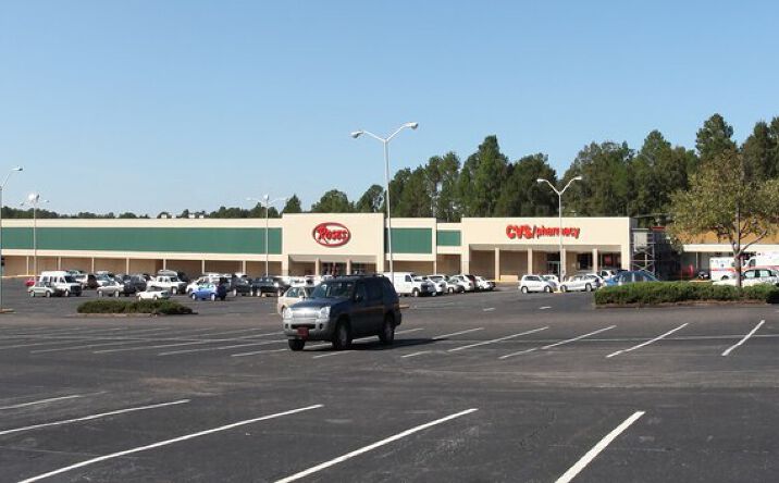 Pictures of Retail property located at 1520 Richland Ave W, Aiken, SC 29801 for lease - image #1
