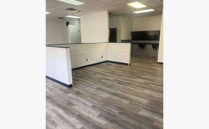 Pictures of Retail, Office property located at 1009 S Mays St, Round Rock, TX 78664 for lease - image #1