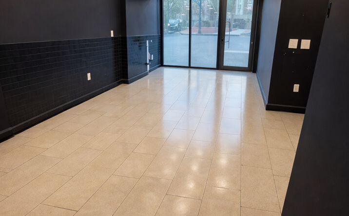Pictures of Retail property located at 340 Metropolitan Ave, Williamsburg, Brooklyn, NY 11211 for lease - image #1