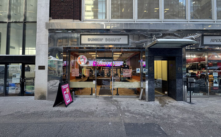 Pictures of Retail property located at 6 East 46th Street, New York, NY 10017 for lease - image #1
