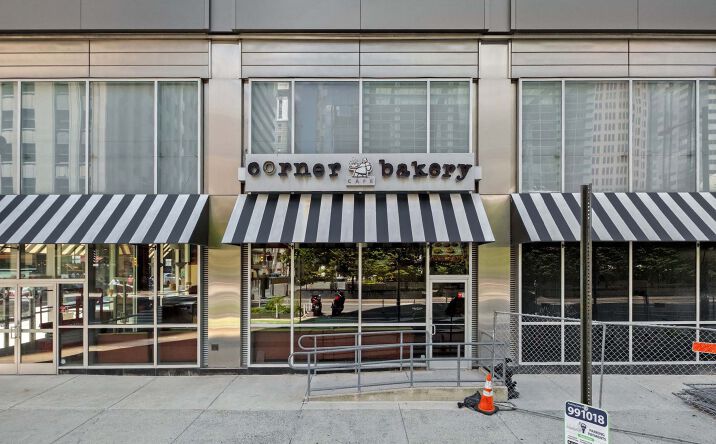 Pictures of Retail, Restaurant property located at 1700 John F Kennedy Blvd, Philadelphia, PA 19103 for lease - image #1
