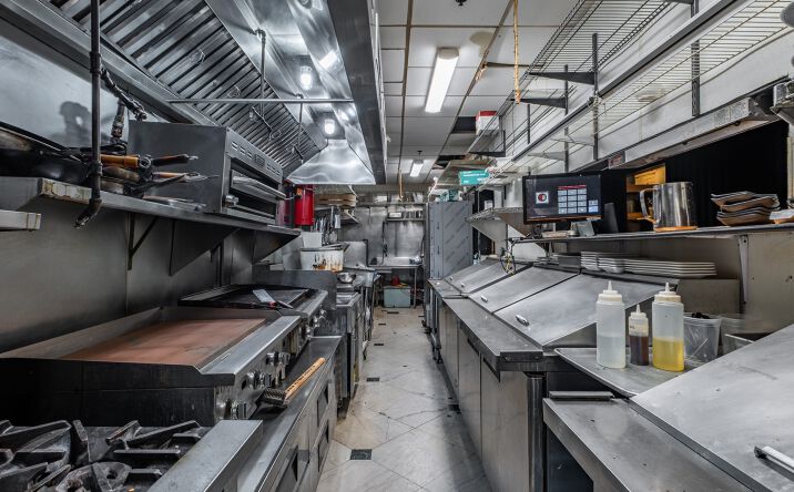 Pictures of Retail, Restaurant property located at 1225 Sansom Street, Philadelphia, PA 19107 for lease - image #1
