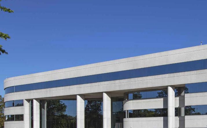 Pictures of Office property located at 395 N Service Rd, Melville, NY 11747 for lease - image #1