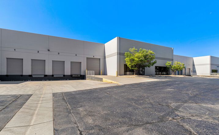 Pictures of Industrial property located at 14600 E. 35th Place, Unit B, Aurora, CO 80011 for lease - image #1