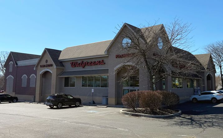 Pictures of Retail property located at 690 Second Street Pike, Southampton, PA 18966 for lease - image #1