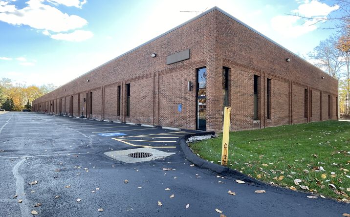 Pictures of Industrial property located at 6161 Cochran Rd, Solon, OH 44139 for lease - image #1
