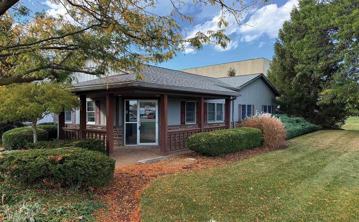 Pictures of Industrial property located at 842 Abbe Rd N, Sheffield, OH 44054 for lease - image #1