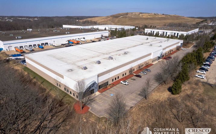 Pictures of Industrial property located at 28900 Fountain Pkwy, Solon, OH 44139 for lease - image #1