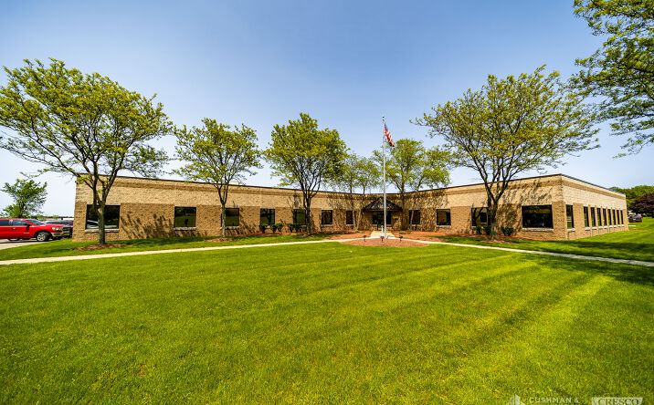 Pictures of Industrial property located at 5335 Avion Park Dr, Highland Heights, OH 44143 for lease - image #1