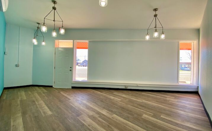 Pictures of Industrial, Office property located at 222 N Market St, Shreveport, LA 71107 for lease - image #1