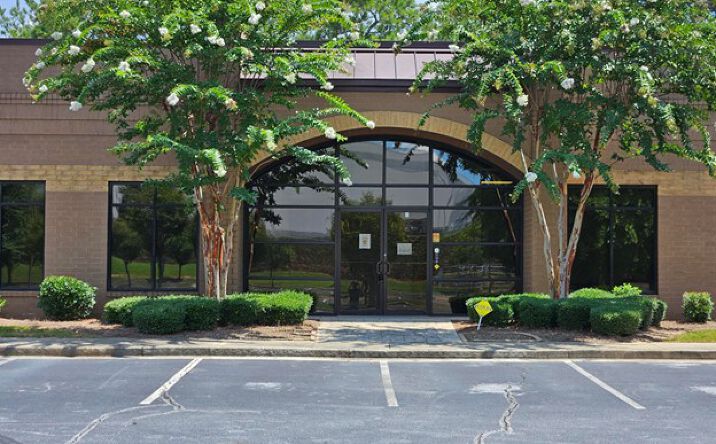Pictures of Office property located at 3750 Naturally Fresh Blvd, Atlanta, GA 30349 for lease - image #1