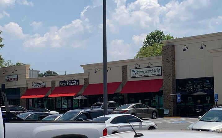 Pictures of Retail property located at 3960 Mary Eliza Trace NW, Marietta, GA 30064 for lease - image #1